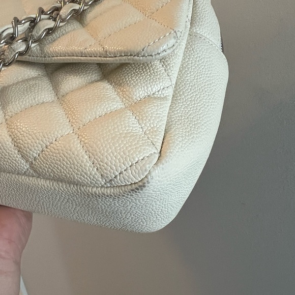 Chanel Easy Flap Cream Caviar Silver Hardware - Picture 6 of 12